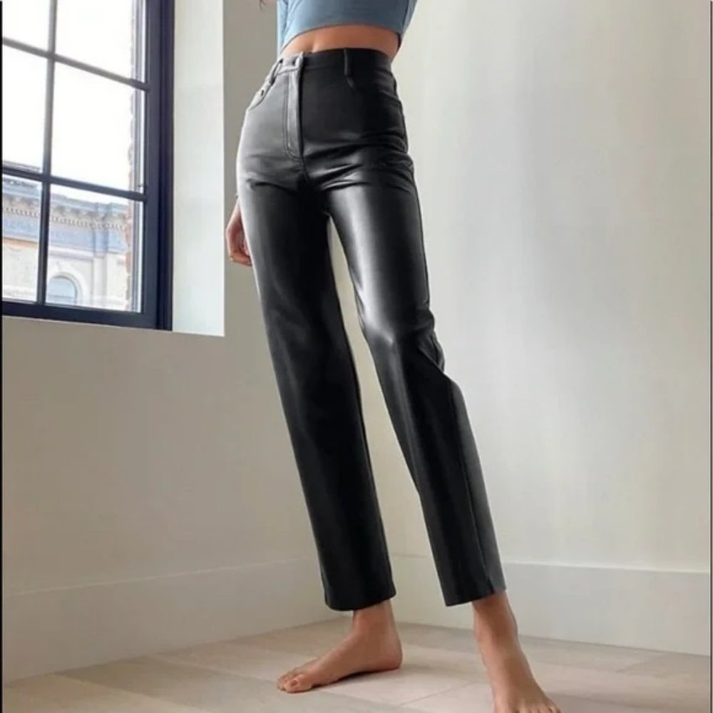 Aritzia Wilfred Melina Vegan leather pants Tall size 4 black